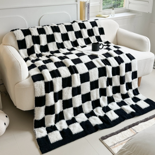 Feather Yarn Blanket